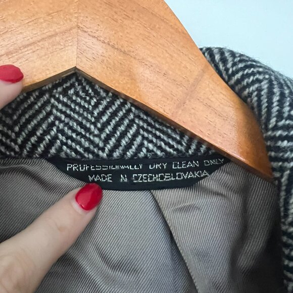 HERRINGBONE WOOL TRENCHCOAT - Picture 4 of 5